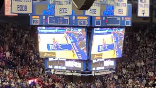 Allen Fieldhouse gets loud as Kansas gets fast break dunk (January 29th, 2022)