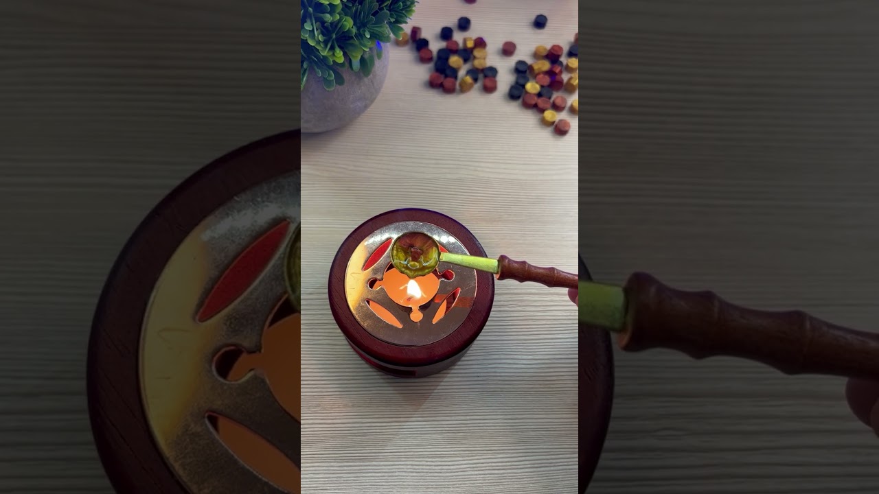 Relaxing wax melting and stamping ★ Sealing the envelope