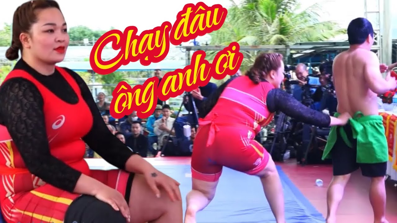 Triệu Anh Thư  nữ đô khiến anh trai làng Lắc Lư Cái Đầu