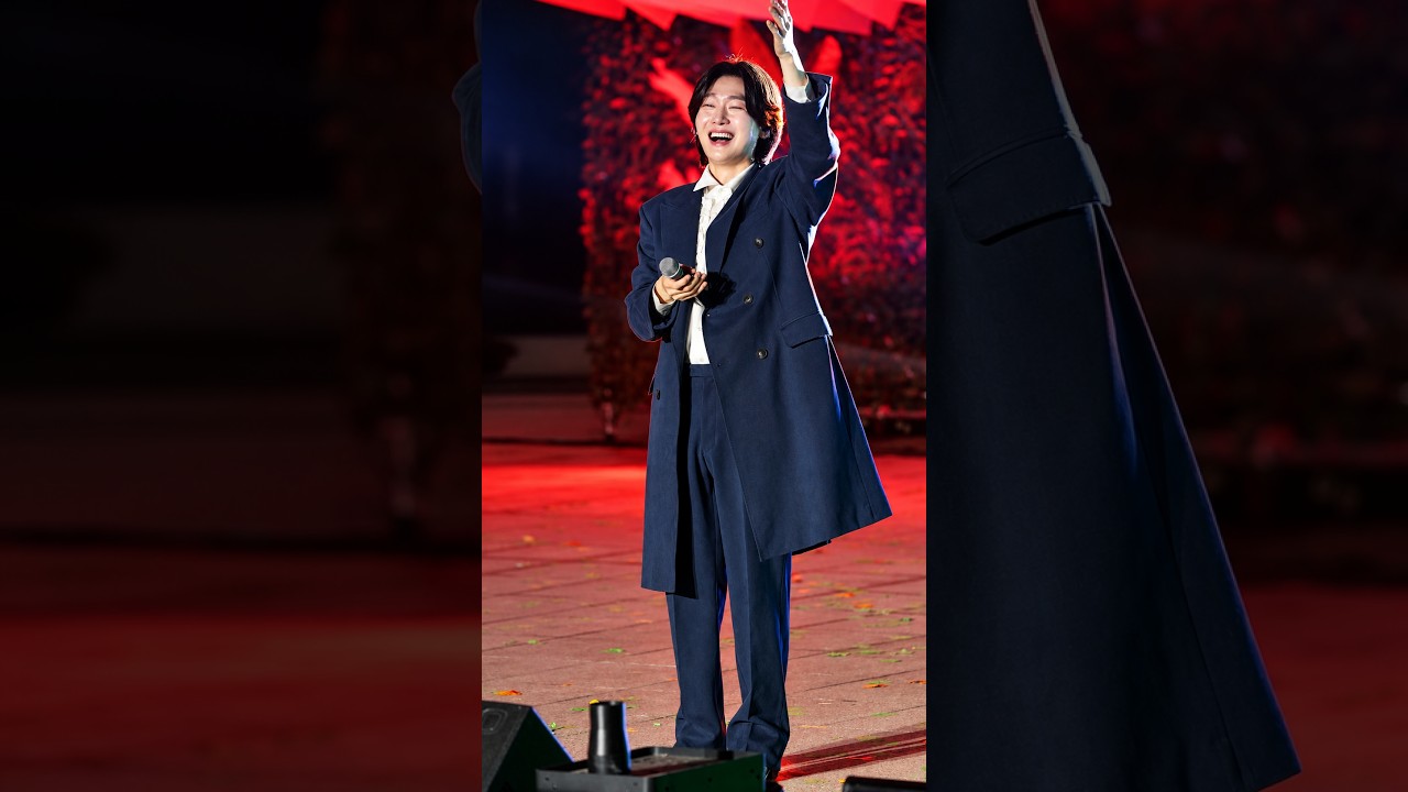 바람이 살랑 살랑 불고 해서 코트를 입고 왔어요 #김용빈 #대한민국산림박람회 #앉으나서나당신생각