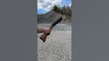 Smallest shotgun I’ve ever shot 😳🔫💥💥 #canada #shotgun #viral Sulun ss211