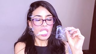 Venus Smoking fetish Girl Sexy Smoker