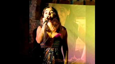 CECILIA ABAD- "Yo vengo a ofrecer mi corazn"