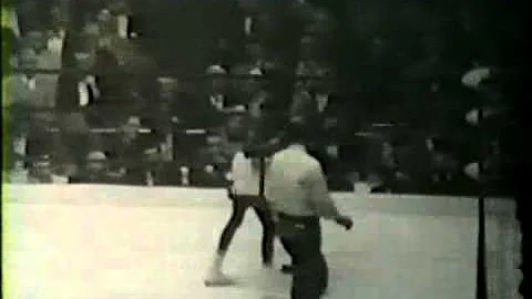 Johnny Saxton UD15 Kid Gavilan