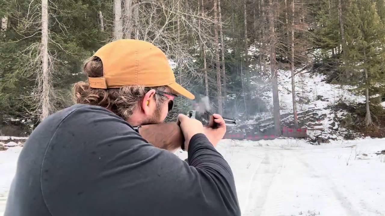 ✅out😳shooting steel targets with Japan made Winchester model 1886 45-70 caliber saddle ring carbine