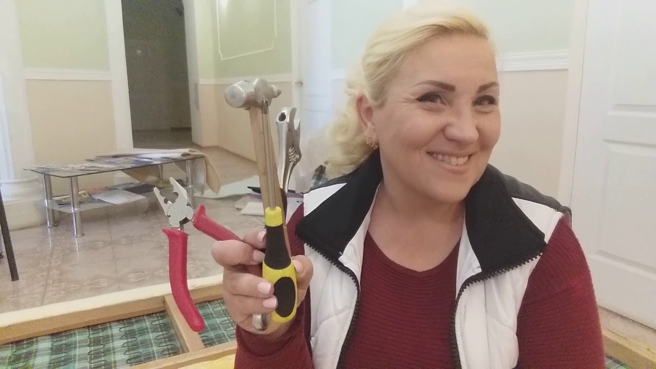 Ремонт дивана своими рукам!!!Как отремонтировать диван ...Как я ...