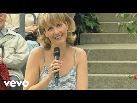 Kristina Bach - Es kribbelt und es prickelt (ZDF-Fernsehgarten 12.07.1998) (VOD)