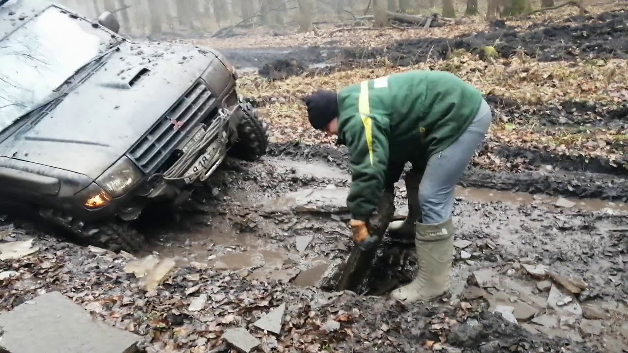 УАЗЫ ПРОТИВ ПАДЖЕРО Ломаем лед внедорожниками. - YouTube