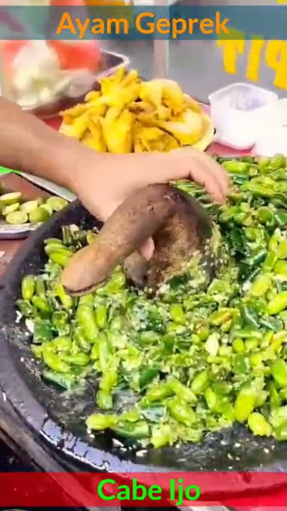 Ayam Geprek Sambel Cabe Ijo | Indonesian food