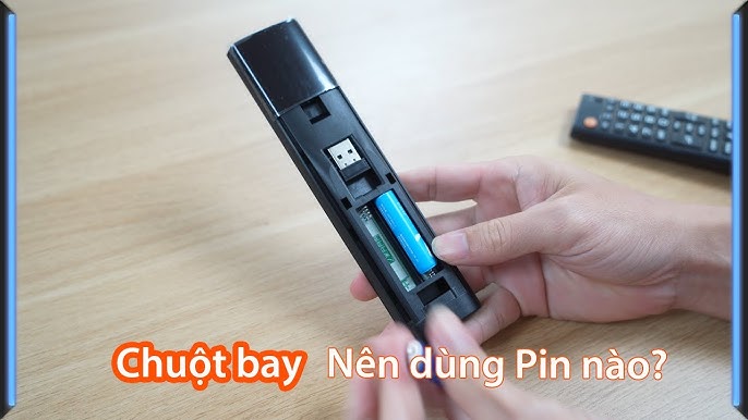 Loại Pin nào dùng tốt cho điều khiển chuột bay - YouTube