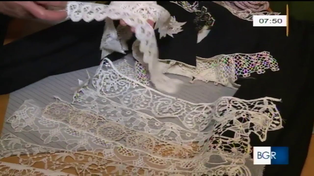 Il Costume tradizionale delle donne di Scanno   video tratto da 