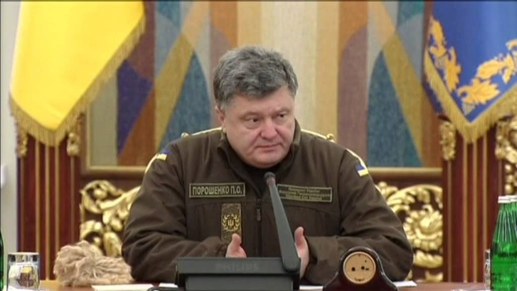 Poroshenko awards heroic Ukrainian "cyborgs" for defending Donetsk Airport