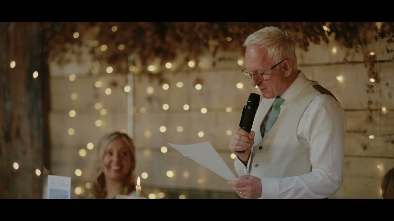 Ellie and Jared wedding Oak Tree Barn Tonbridge