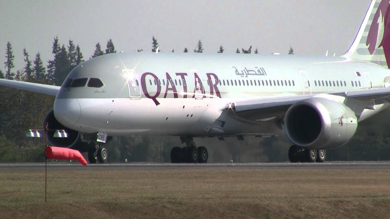 Qatar Airways 787 Takeoff