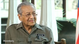Mahathir Seeks to Recover $4.5 Billion 1MDB Funds, Goldman Fees