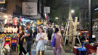 Walking Bangkok Silom at Night | Restaurants, Night Market, Malls