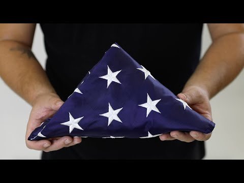 Video: 4 Ways to Fold the Flag