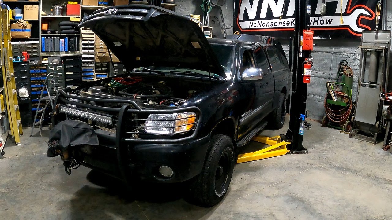 "You CAN'T Put A Vehicle BACKWARDS On an Asymmetric LIFT!"