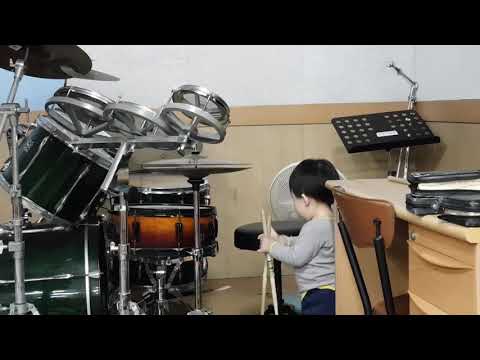 2살 드러머