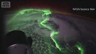 NASA Astronaut Captures Aurora from Space: 