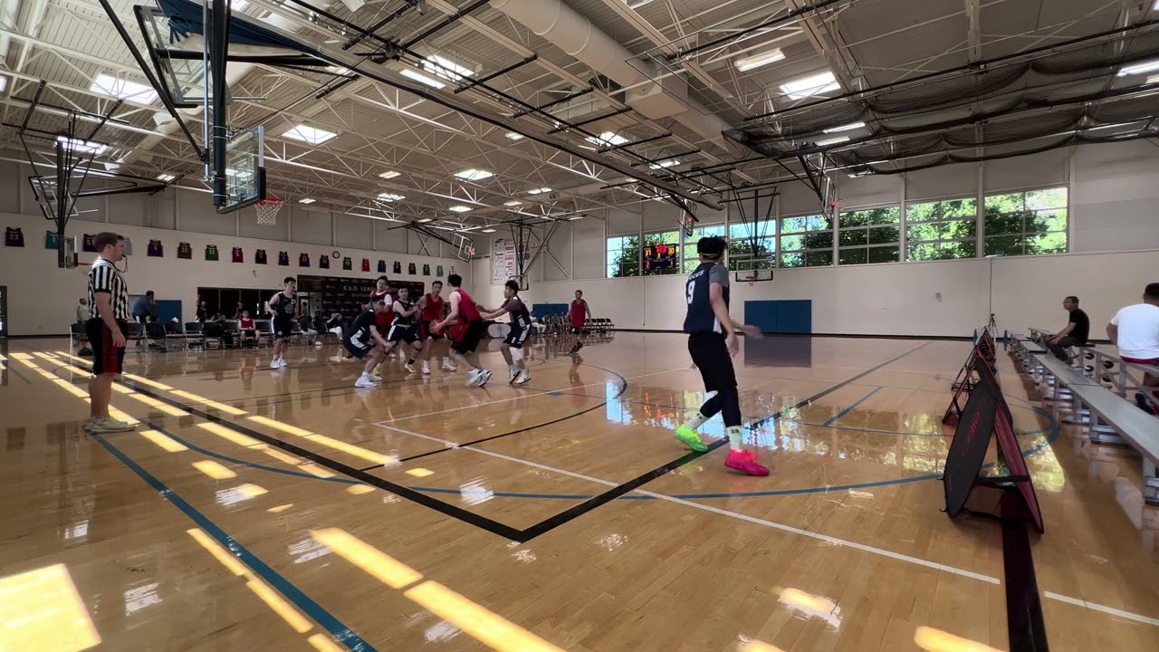 R.E.D Basketball League, S3 Playoff W3, Game 1 Home Q3