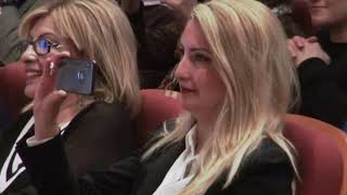 Mehmet Özkaya - Güzel Van Güzel Türkiyemin Cennet Bahçesi Van