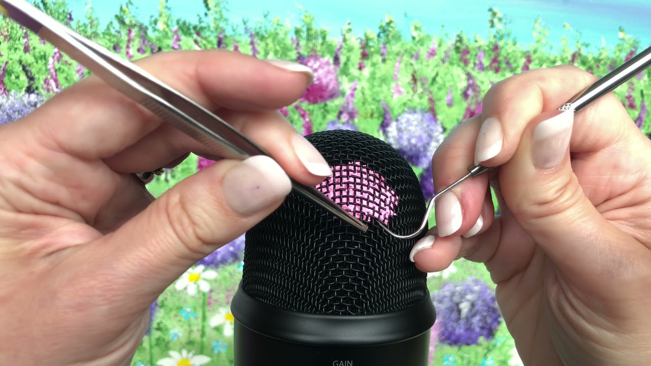 ASMR - Metal Sounds - Microphone picking - cleaning my Blue Yeti microphone 🎙🎤⚒️