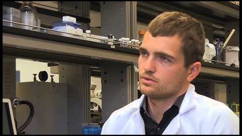 X-ray imaging defects inside battery nanoparticles