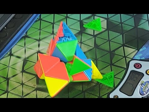 2.03 Pyraminx Ao5 (1.12 single!)