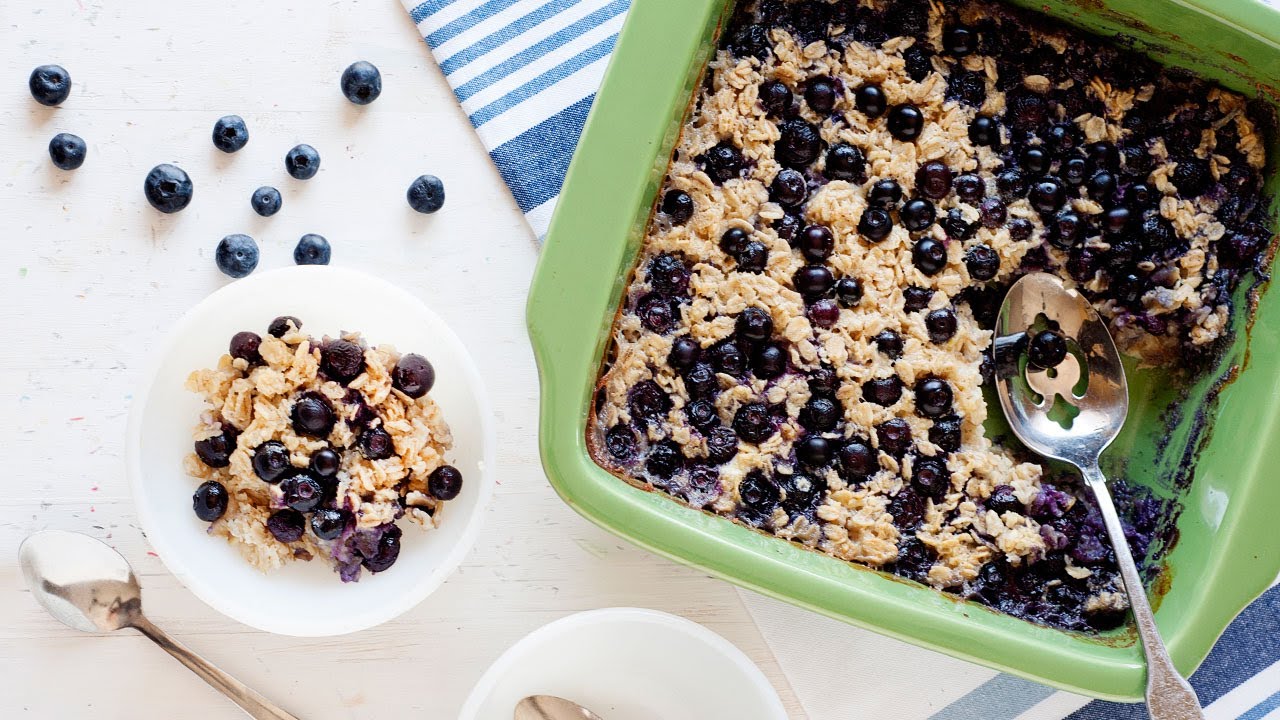 Healthy Blueberry Baked Oatmeal Recipe