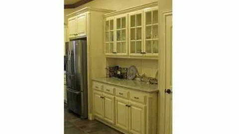 $250,000 3BR 2BA in MOORE 73160.  Call  Deborah Vi...