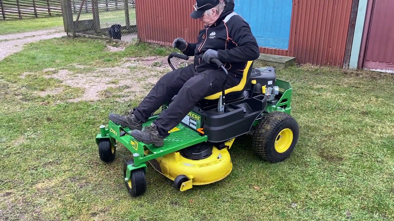 Åkgräsklippare John Deere Z335E