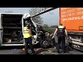 08.04.2024 - VN24 - Transporter prallt gegen LKW am Stauende auf A1 bei Unna