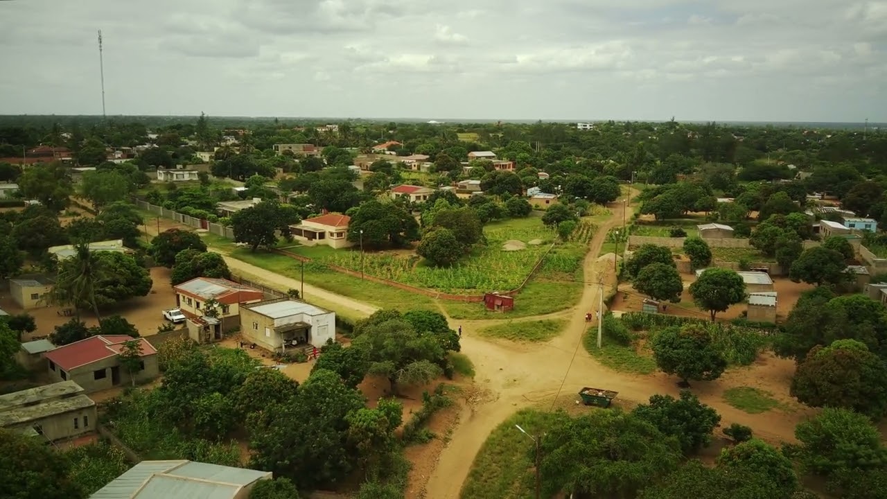 Catembe, do outro lado da Baia de Maputo - Moçambique