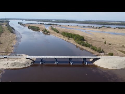 «РН-Юганскнефтегаз» построил самый длинный мост на Приобском месторождении