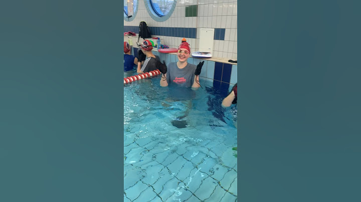 SWIMMIMG WITH CLOTHES ON 🙈🤯#swimmingpool #swim #swimming