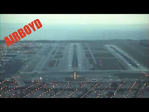 Boeing 747 Cockpit Landing Video LAX