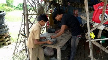 The Two Phals: The Meaty Bits!