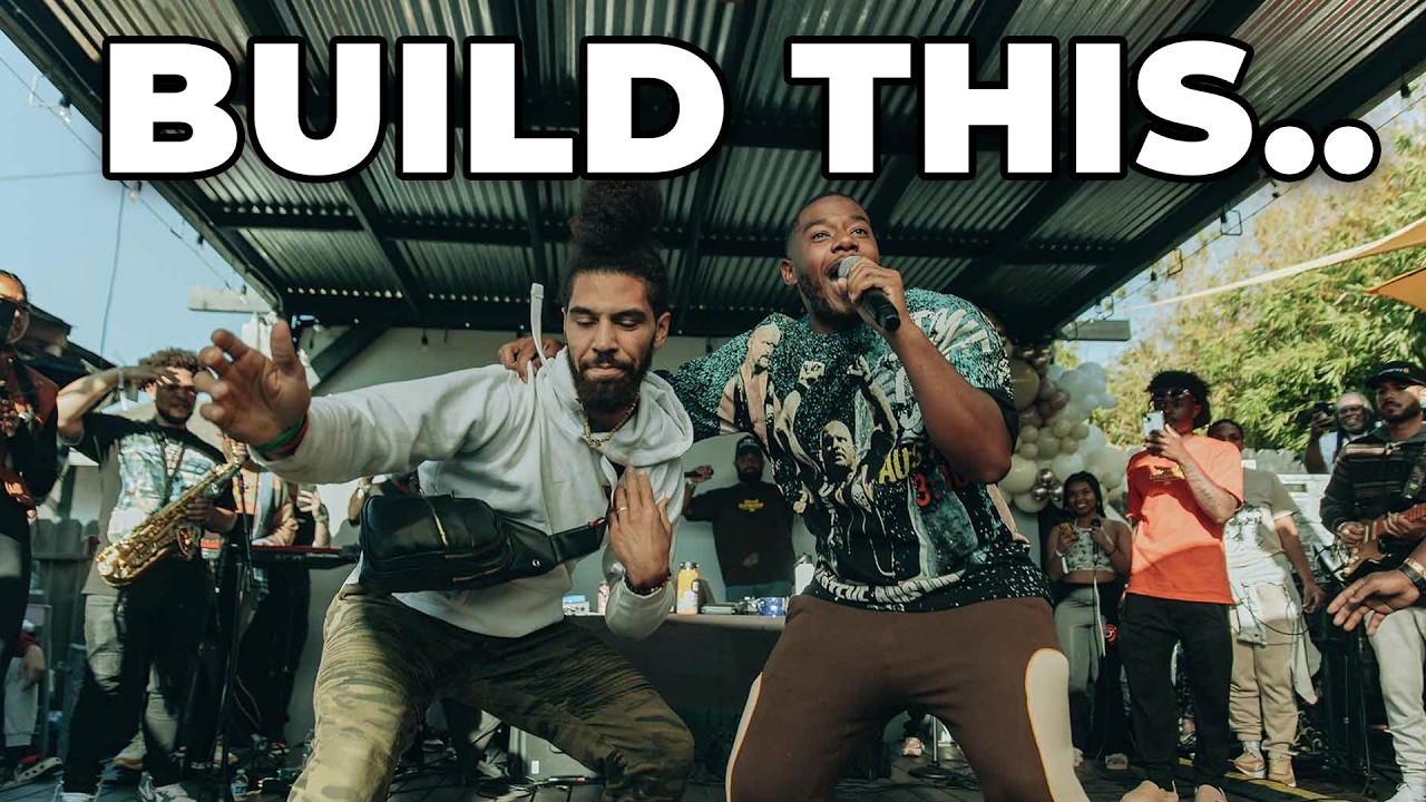 Что делают умные художники вместо того, чтобы ждать, пока их "пригласят" на сцену... | Позвольте ...