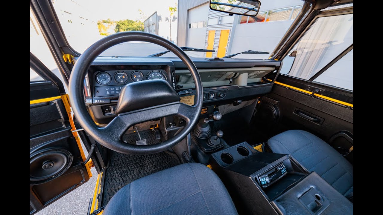 1994 Land Rover Defender 90 Interior Tour