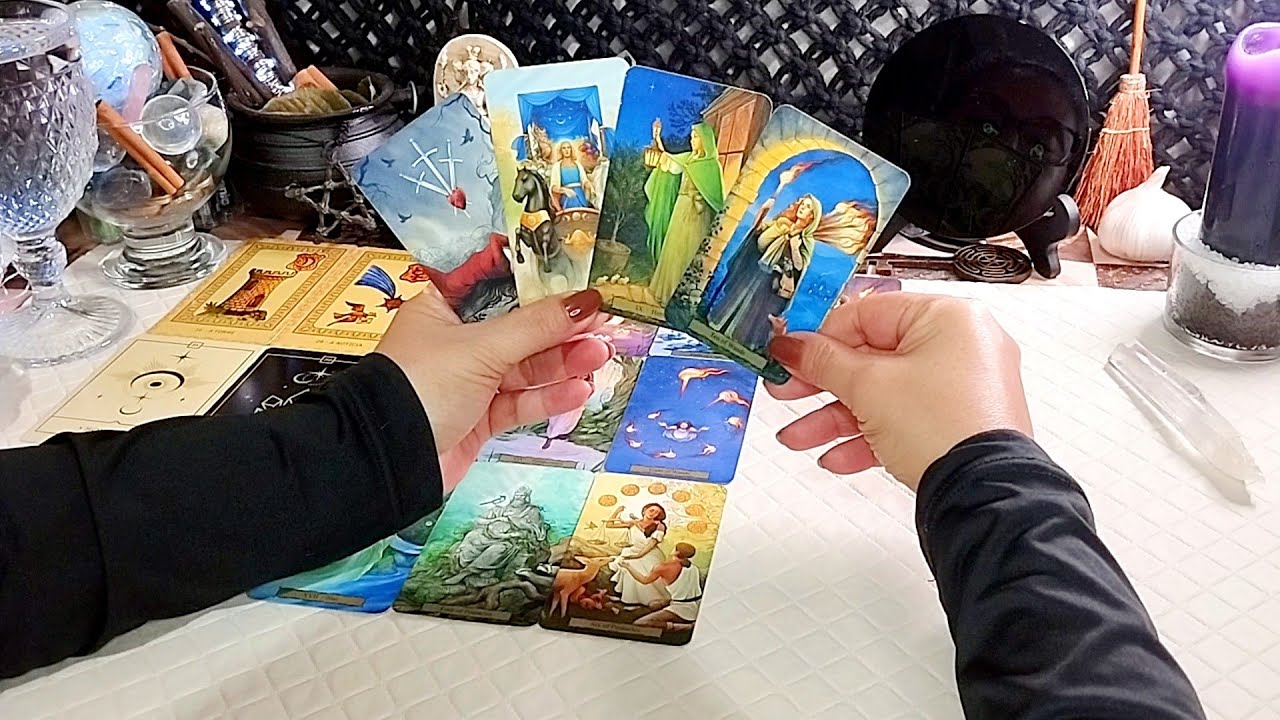 A PESSOA NÃO ESTÁ BEM E VOCÊ 🫵 VAI RECEBER NOTÍCIAS DISSO. #cartomante #tarot #tarologo #oraculista