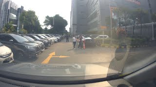 Tempat Parkir Universitas Bina Nusantara Binus Kampus Anggrek - 2026