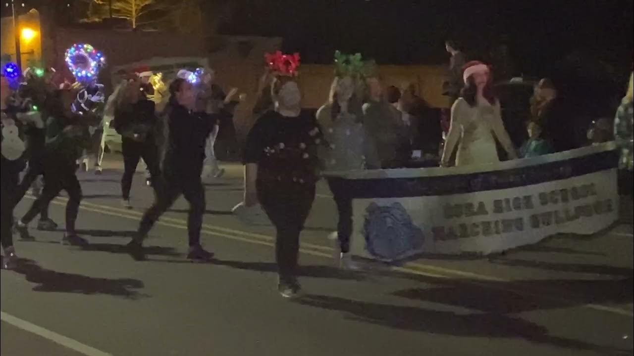 Dora High School Marching Band SumitonDora Christmas Parade 12082022