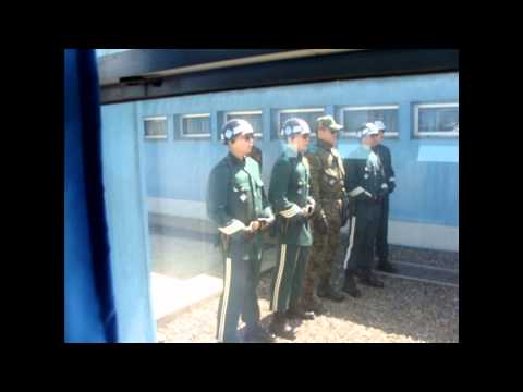 Video: Hvordan Det Er I Den Koreanske DMZ