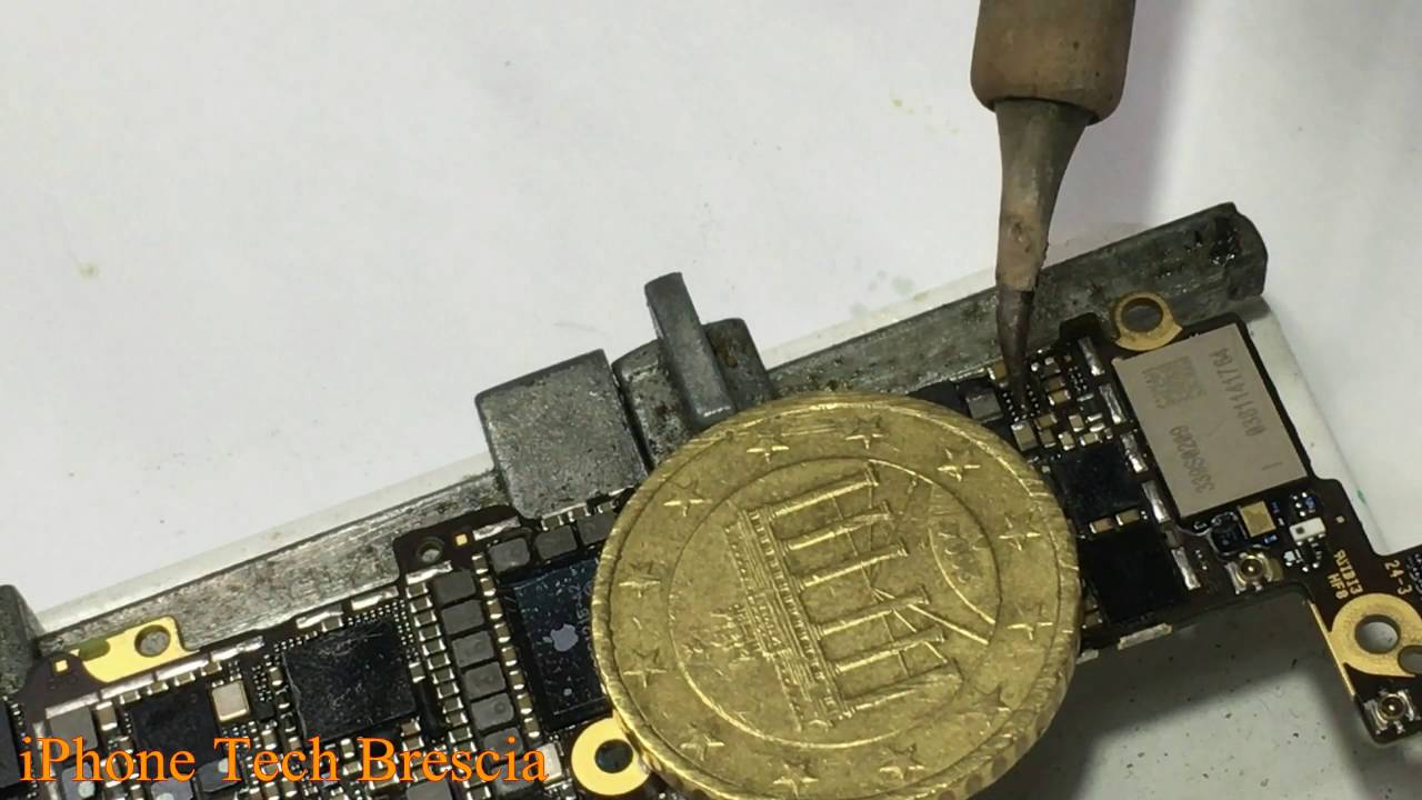 iPhone 5S Dead fix by changing Lcd ic, iPhone 5s morto, riparato con la sost. U3