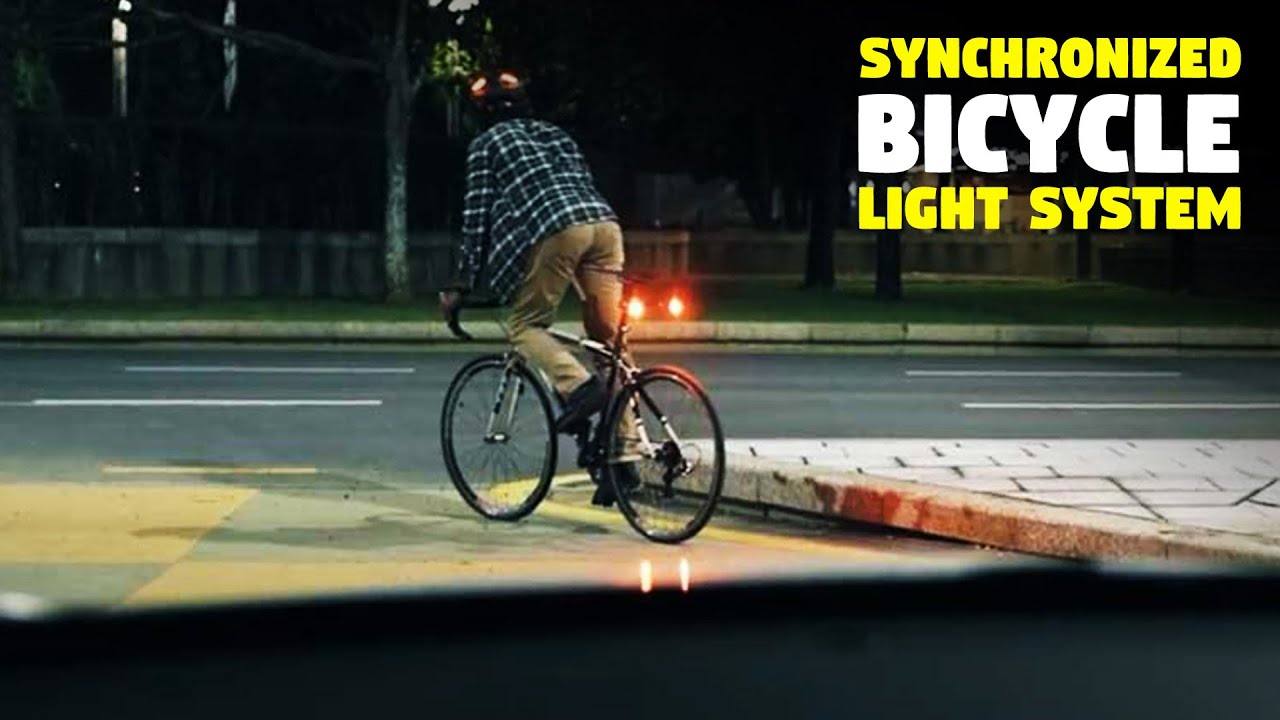 Synchronized bicycle light attracts the attention of other drivers