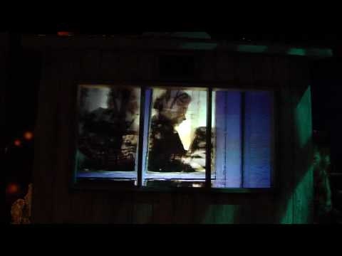 The Billy Graham Libraly - Peace With God: Piercing the Wall