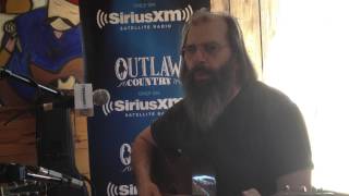 Steve Earle sings "Pancho & Lefty" with Ray Wylie Hubbard chords