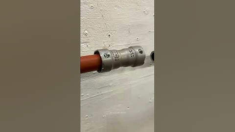 How to Connect Two Pipes Using a Middle Joint | DIY Plumbing Hack #ideas #shorts #pipe