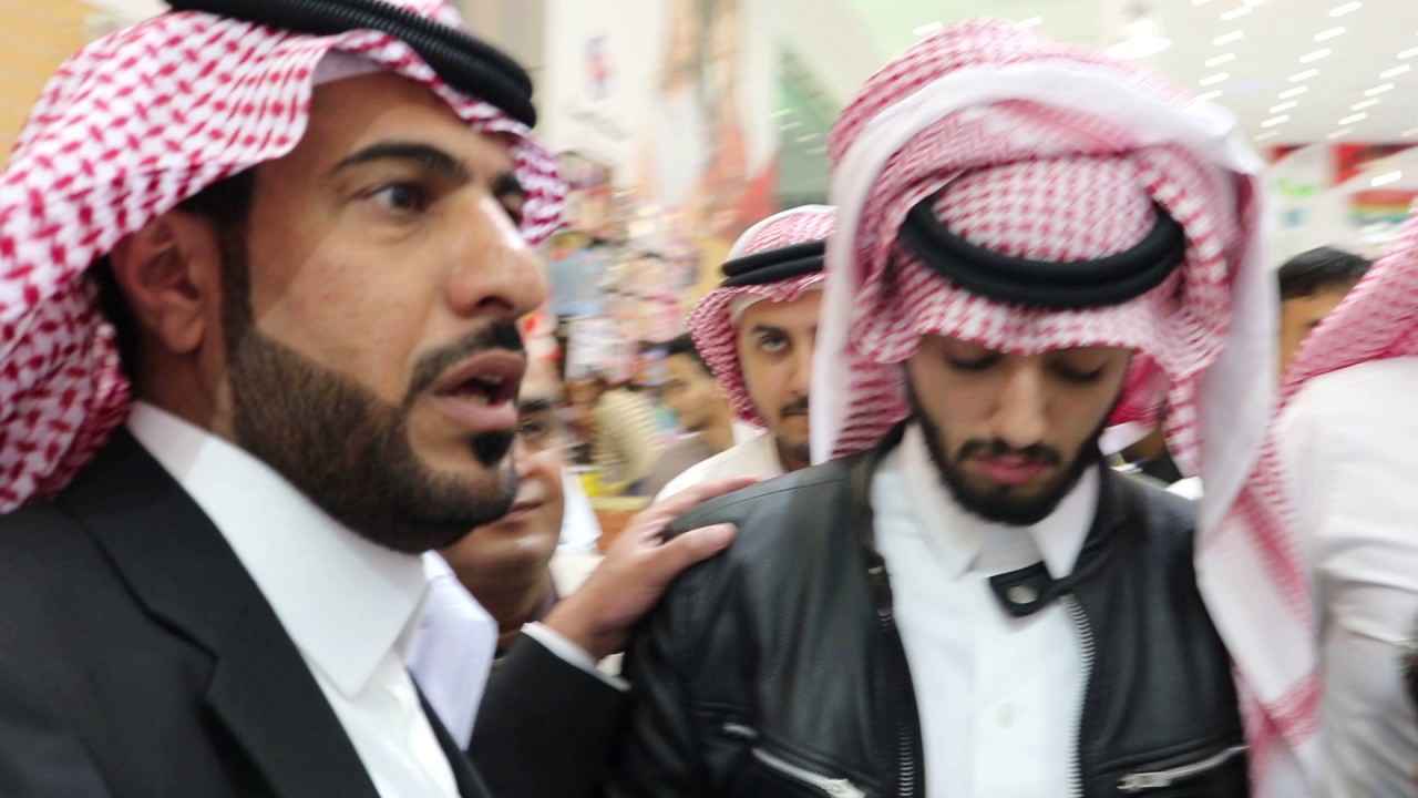عالم الوسام أفتتاح فرع المدينة المنورة بحضور عدد من الاعلاميين منهم المنشد المتألق عبدالكريم الحربي Youtube